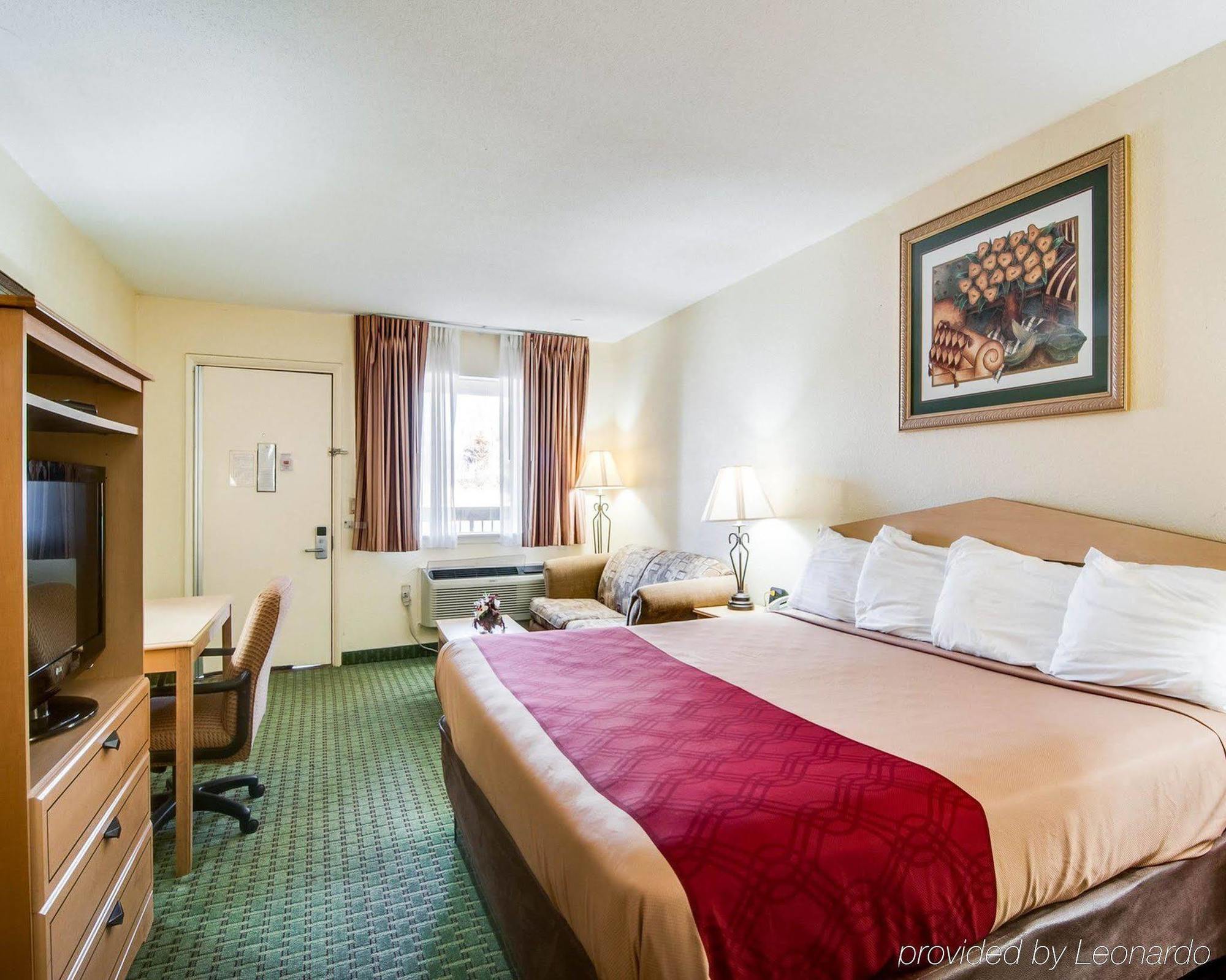 Econo Lodge Christiansburg-Blacksburg I-81 Exterior foto