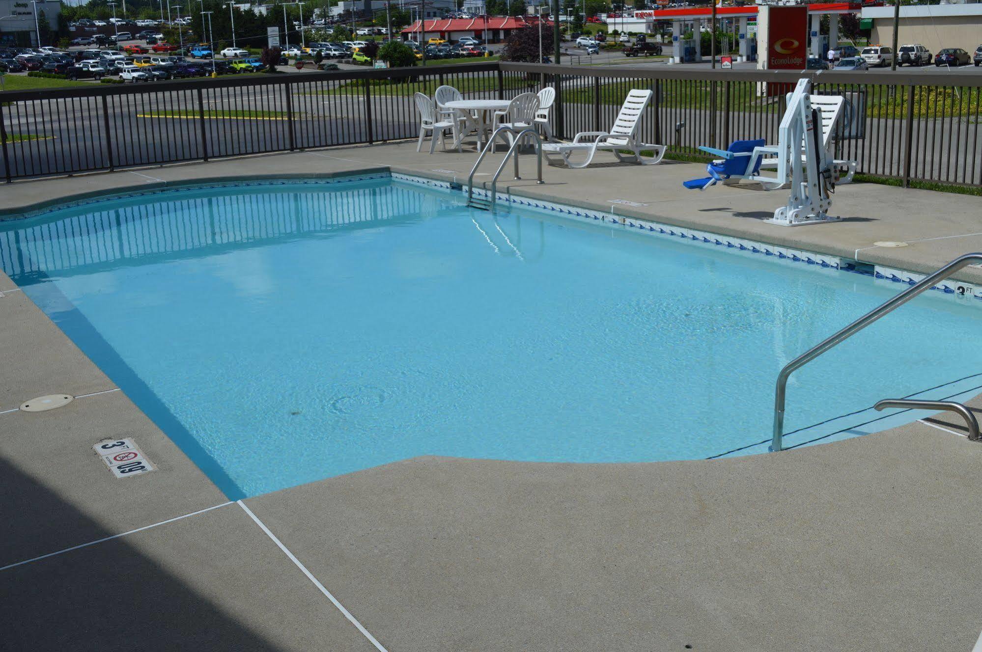 Econo Lodge Christiansburg-Blacksburg I-81 Exterior foto